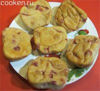 Сырники с клубникой и манкой в духовке - рецепт с фото