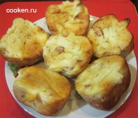 Сырники с яблоками и манкой в духовке - рецепт с фото