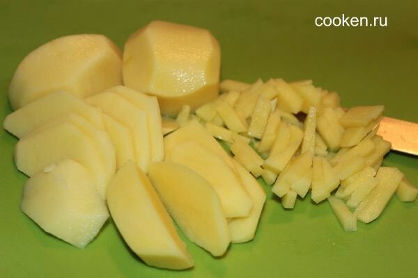 Картошку режем соломкой
