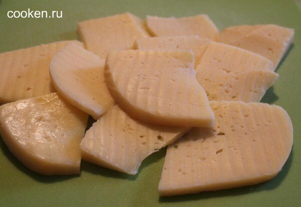 Режем сыр на одинаковые куски