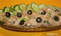 Рулеты из лаваша с рыбными консервами - рецепт с фото