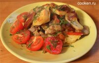 Картошка, запеченная с грибами и овощами в духовке - рецепт с фото